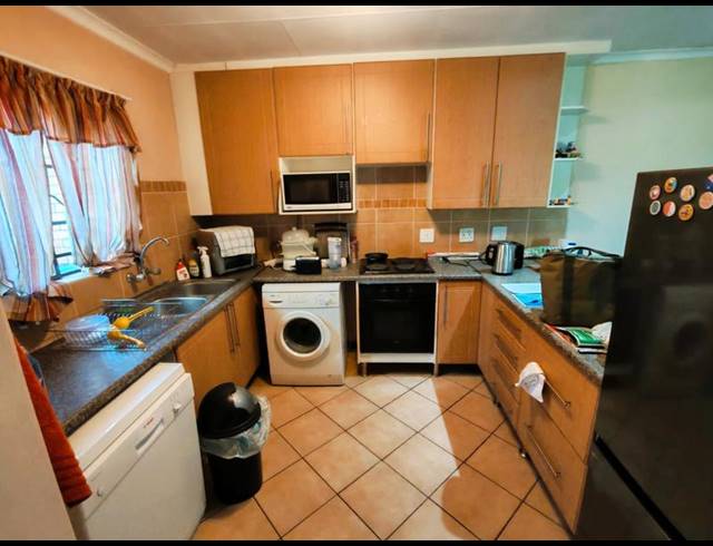 3 BEDROOM HOUSE FOR SALE IN ECO PARK ESTATE